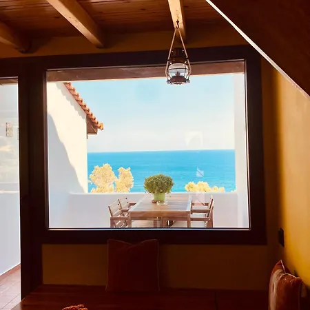 Summer Palace Evia Petriaí