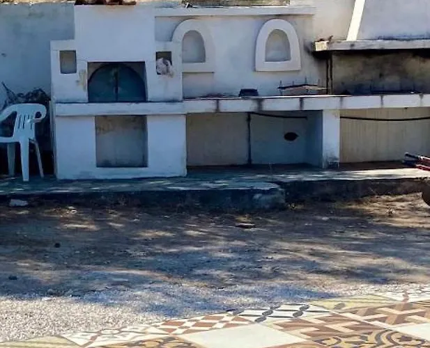 Summer Palace Evia Petriaí